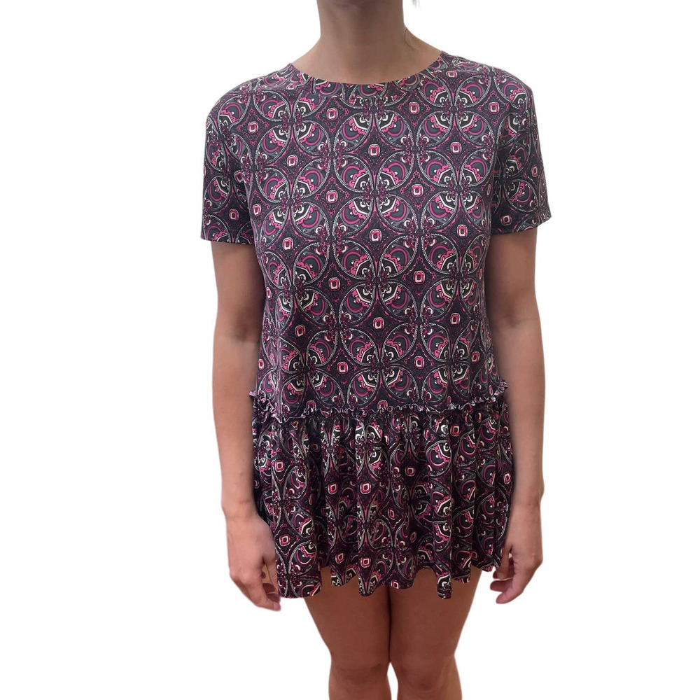 NWT Agnes & Dora Relaxed Ruffle Tee Pink Medallion Size Small